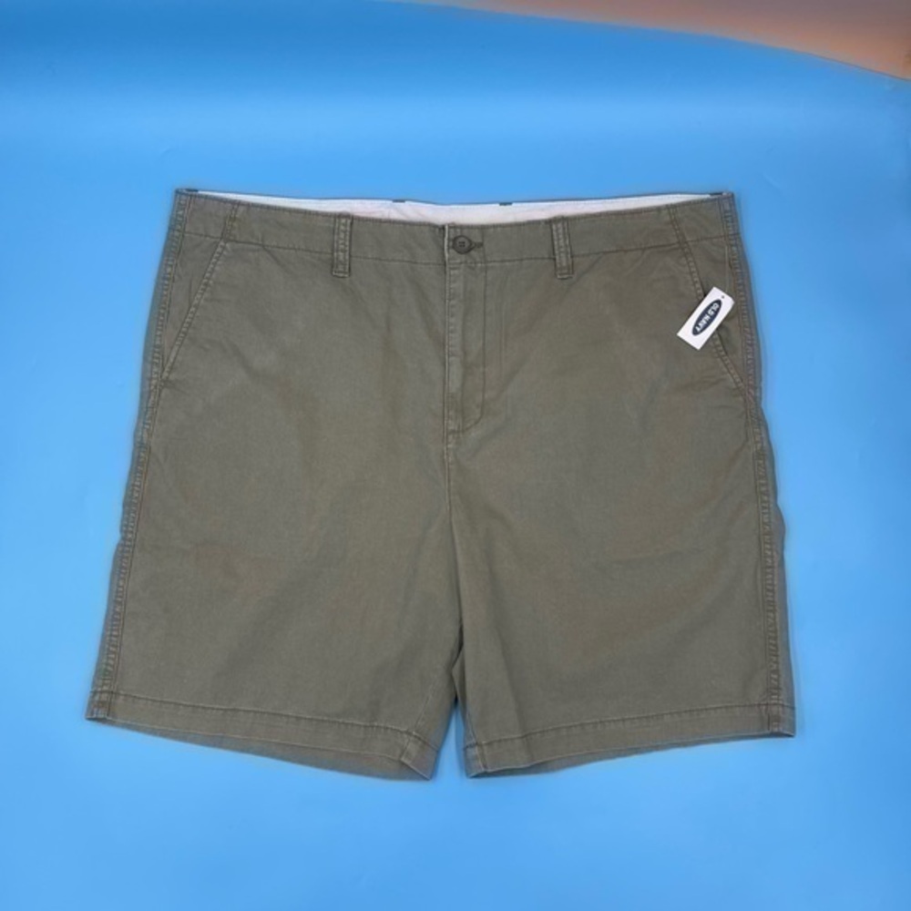 NWT - OLD NAVY Khaki Shorts